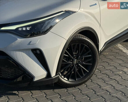 Сірий Тойота C-HR, об'ємом двигуна 2 л та пробігом 46 тис. км за 33000 $, фото 22 на Automoto.ua