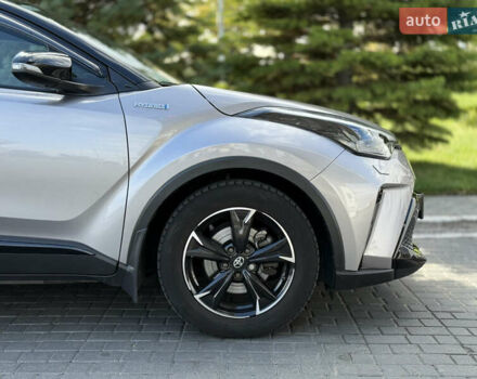 Сірий Тойота C-HR, об'ємом двигуна 2 л та пробігом 43 тис. км за 29900 $, фото 33 на Automoto.ua