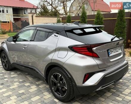 Серый Тойота C-HR, объемом двигателя 1.99 л и пробегом 43 тыс. км за 29500 $, фото 3 на Automoto.ua