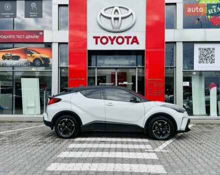 Сірий Тойота C-HR, об'ємом двигуна 1.99 л та пробігом 59 тис. км за 30060 $, фото 24 на Automoto.ua
