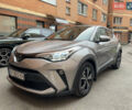 Серый Тойота C-HR, объемом двигателя 1.2 л и пробегом 62 тыс. км за 21500 $, фото 1 на Automoto.ua