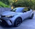 Серый Тойота C-HR, объемом двигателя 2 л и пробегом 47 тыс. км за 30800 $, фото 4 на Automoto.ua