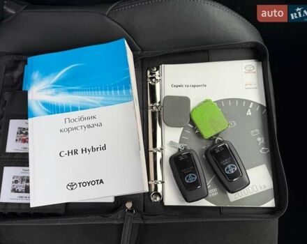 Серый Тойота C-HR, объемом двигателя 1.99 л и пробегом 43 тыс. км за 29500 $, фото 51 на Automoto.ua