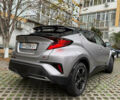 Серый Тойота C-HR, объемом двигателя 1.99 л и пробегом 19 тыс. км за 27500 $, фото 2 на Automoto.ua