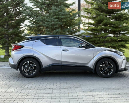 Сірий Тойота C-HR, об'ємом двигуна 2 л та пробігом 43 тис. км за 29900 $, фото 34 на Automoto.ua