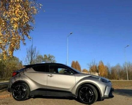 Серый Тойота C-HR, объемом двигателя 2 л и пробегом 64 тыс. км за 14800 $, фото 6 на Automoto.ua