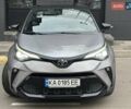 Серый Тойота C-HR, объемом двигателя 1.99 л и пробегом 59 тыс. км за 29500 $, фото 1 на Automoto.ua
