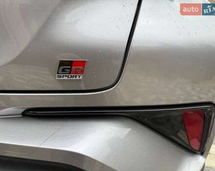 Серый Тойота C-HR, объемом двигателя 1.99 л и пробегом 43 тыс. км за 29500 $, фото 44 на Automoto.ua