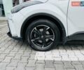Сірий Тойота C-HR, об'ємом двигуна 1.99 л та пробігом 59 тис. км за 30060 $, фото 22 на Automoto.ua