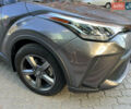 Серый Тойота C-HR, объемом двигателя 2 л и пробегом 78 тыс. км за 21500 $, фото 5 на Automoto.ua