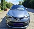 Серый Тойота C-HR, объемом двигателя 0 л и пробегом 111 тыс. км за 19500 $, фото 2 на Automoto.ua