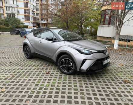 Серый Тойота C-HR, объемом двигателя 1.99 л и пробегом 19 тыс. км за 27500 $, фото 6 на Automoto.ua