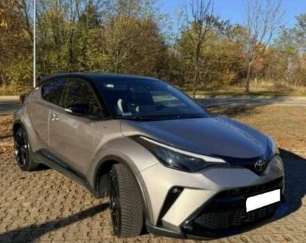 Серый Тойота C-HR, объемом двигателя 2 л и пробегом 64 тыс. км за 14800 $, фото 7 на Automoto.ua