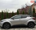 Серый Тойота C-HR, объемом двигателя 1.99 л и пробегом 43 тыс. км за 29500 $, фото 2 на Automoto.ua