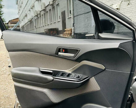 Серый Тойота C-HR, объемом двигателя 1.99 л и пробегом 31 тыс. км за 26900 $, фото 5 на Automoto.ua