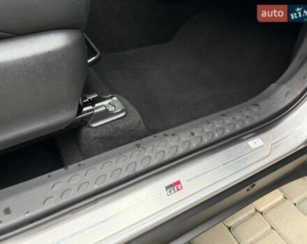 Серый Тойота C-HR, объемом двигателя 1.99 л и пробегом 43 тыс. км за 29500 $, фото 38 на Automoto.ua