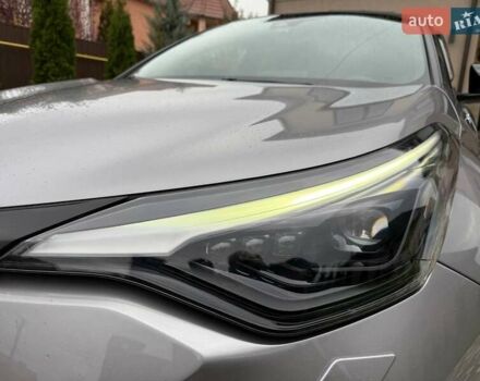 Серый Тойота C-HR, объемом двигателя 1.99 л и пробегом 43 тыс. км за 29500 $, фото 25 на Automoto.ua