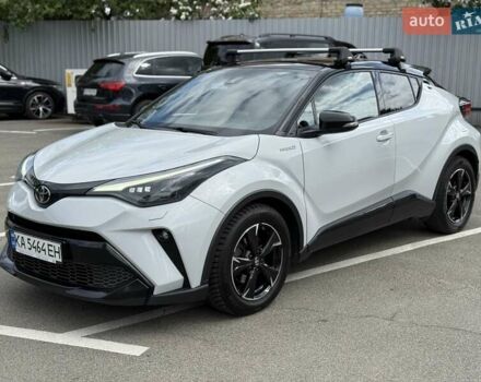 Серый Тойота C-HR, объемом двигателя 1.99 л и пробегом 95 тыс. км за 27300 $, фото 6 на Automoto.ua