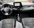 Серый Тойота C-HR, объемом двигателя 1.99 л и пробегом 95 тыс. км за 27300 $, фото 40 на Automoto.ua