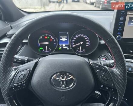Сірий Тойота C-HR, об'ємом двигуна 1.99 л та пробігом 56 тис. км за 29900 $, фото 7 на Automoto.ua