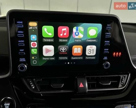 Серый Тойота C-HR, объемом двигателя 2 л и пробегом 18 тыс. км за 30900 $, фото 15 на Automoto.ua