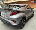 Серый Тойота C-HR, объемом двигателя 1.2 л и пробегом 62 тыс. км за 21500 $, фото 2 на Automoto.ua