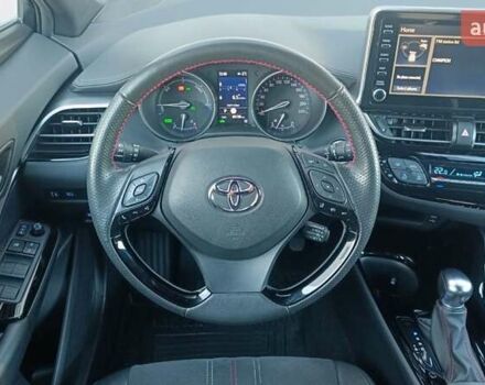 Сірий Тойота C-HR, об'ємом двигуна 1.99 л та пробігом 85 тис. км за 29020 $, фото 8 на Automoto.ua
