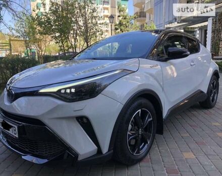 Сірий Тойота C-HR, об'ємом двигуна 1.99 л та пробігом 11 тис. км за 32700 $, фото 1 на Automoto.ua