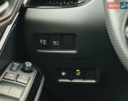 Сірий Тойота C-HR, об'ємом двигуна 1.99 л та пробігом 59 тис. км за 30060 $, фото 21 на Automoto.ua