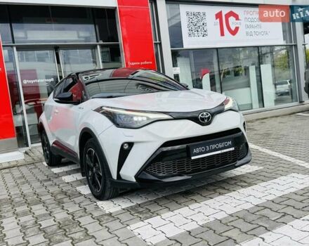 Сірий Тойота C-HR, об'ємом двигуна 1.99 л та пробігом 59 тис. км за 30060 $, фото 27 на Automoto.ua