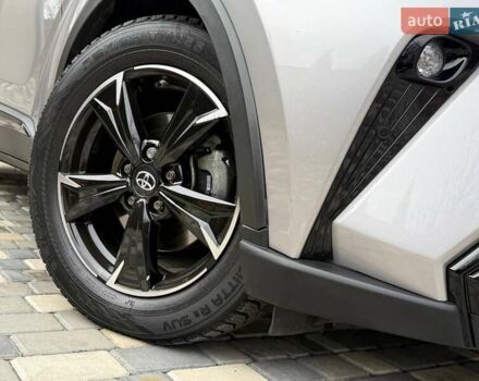 Серый Тойота C-HR, объемом двигателя 1.99 л и пробегом 43 тыс. км за 29500 $, фото 18 на Automoto.ua