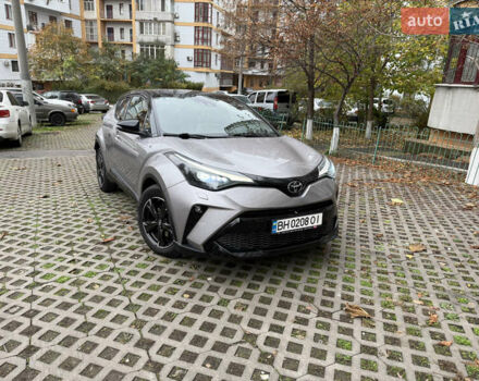 Серый Тойота C-HR, объемом двигателя 1.99 л и пробегом 19 тыс. км за 27500 $, фото 5 на Automoto.ua