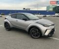 Серый Тойота C-HR, объемом двигателя 2 л и пробегом 18 тыс. км за 30900 $, фото 1 на Automoto.ua