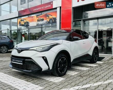 Сірий Тойота C-HR, об'ємом двигуна 1.99 л та пробігом 59 тис. км за 30060 $, фото 1 на Automoto.ua