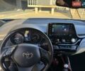 Сірий Тойота C-HR, об'ємом двигуна 1.99 л та пробігом 64 тис. км за 28200 $, фото 12 на Automoto.ua