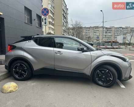 Сірий Тойота C-HR, об'ємом двигуна 1.99 л та пробігом 56 тис. км за 29900 $, фото 6 на Automoto.ua