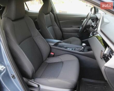 Сірий Тойота C-HR, об'ємом двигуна 1.8 л та пробігом 29 тис. км за 29500 $, фото 9 на Automoto.ua