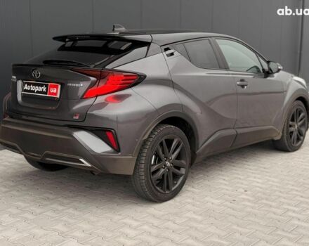 Серый Тойота C-HR, объемом двигателя 1.8 л и пробегом 28 тыс. км за 25490 $, фото 24 на Automoto.ua