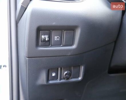 Сірий Тойота C-HR, об'ємом двигуна 1.8 л та пробігом 29 тис. км за 29500 $, фото 22 на Automoto.ua