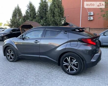 Серый Тойота C-HR, объемом двигателя 2 л и пробегом 22 тыс. км за 33999 $, фото 19 на Automoto.ua