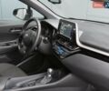 Серый Тойота C-HR, объемом двигателя 1.8 л и пробегом 28 тыс. км за 25490 $, фото 28 на Automoto.ua