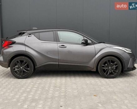 Серый Тойота C-HR, объемом двигателя 1.8 л и пробегом 28 тыс. км за 25490 $, фото 21 на Automoto.ua