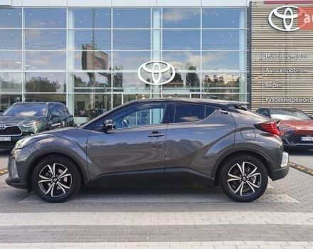 Серый Тойота C-HR, объемом двигателя 1.99 л и пробегом 57 тыс. км за 33101 $, фото 2 на Automoto.ua