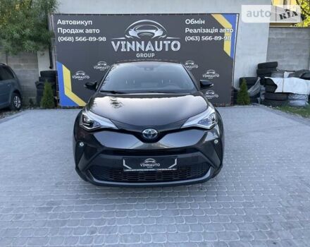 Серый Тойота C-HR, объемом двигателя 2 л и пробегом 22 тыс. км за 33999 $, фото 4 на Automoto.ua