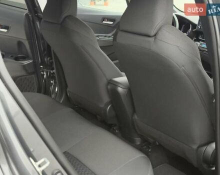 Серый Тойота C-HR, объемом двигателя 1.8 л и пробегом 28 тыс. км за 25490 $, фото 45 на Automoto.ua