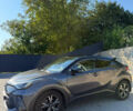 Серый Тойота C-HR, объемом двигателя 1.99 л и пробегом 39 тыс. км за 30000 $, фото 1 на Automoto.ua