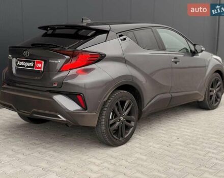 Серый Тойота C-HR, объемом двигателя 1.8 л и пробегом 28 тыс. км за 25490 $, фото 24 на Automoto.ua