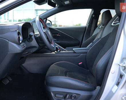 Серый Тойота C-HR, объемом двигателя 1.99 л и пробегом 4 тыс. км за 42000 $, фото 11 на Automoto.ua