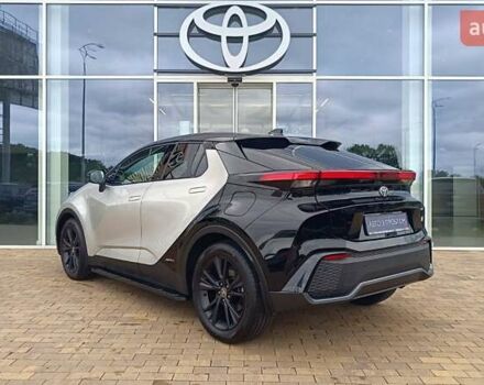 Серый Тойота C-HR, объемом двигателя 1.99 л и пробегом 1 тыс. км за 40920 $, фото 1 на Automoto.ua