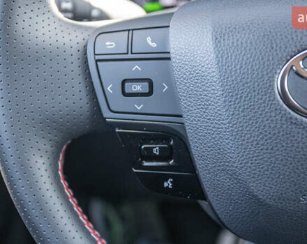 Серый Тойота C-HR, объемом двигателя 1.99 л и пробегом 1 тыс. км за 42308 $, фото 27 на Automoto.ua